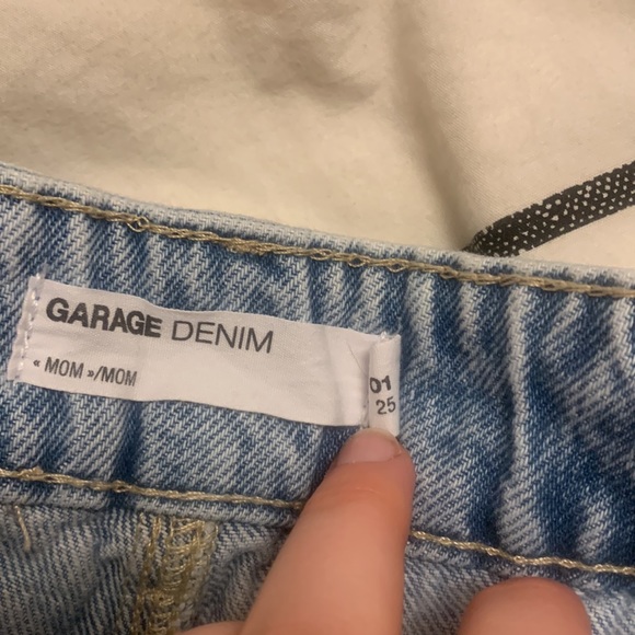 garage denim mom shorts - Picture 2 of 3